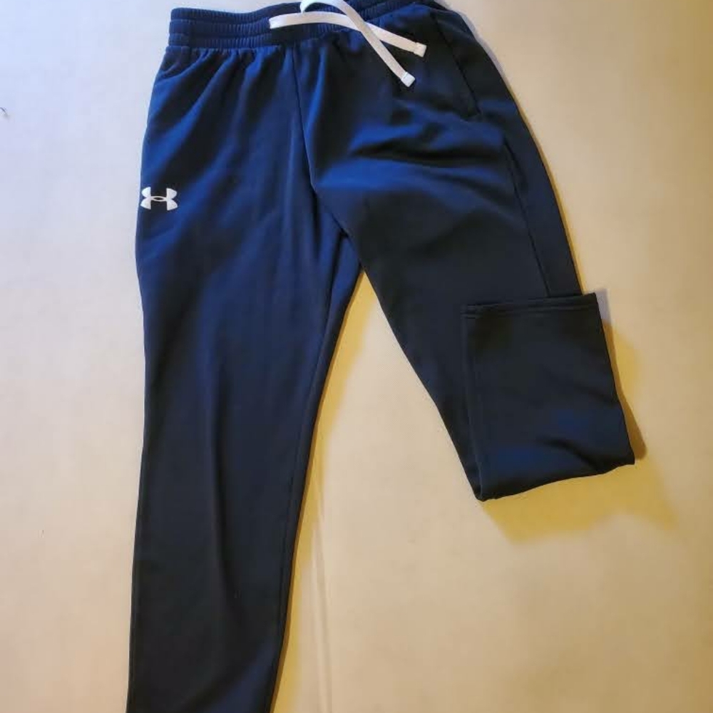 Youth Medium Under Armour